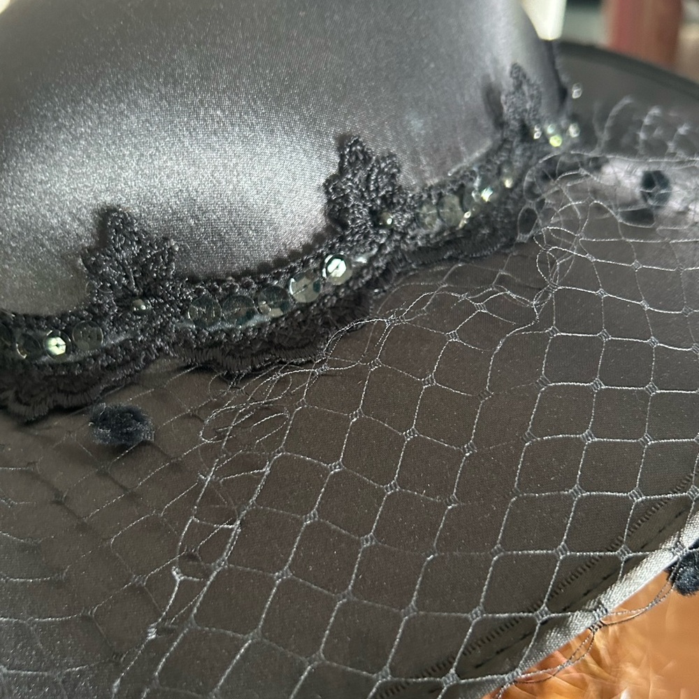 Vintage Black Satin Wide Brim Hat w Veil - Picture 12 of 16